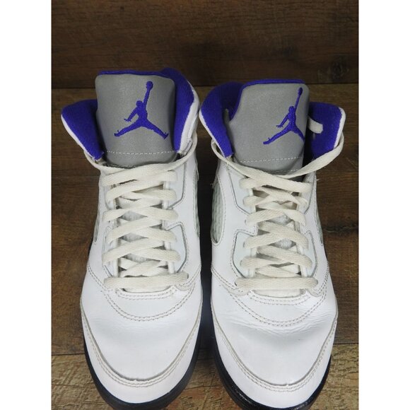 Nike Air Jordan 5 Retro 440889-141 Dark Concord 2022 Size 2.5Y White Purple - Picture 2 of 8